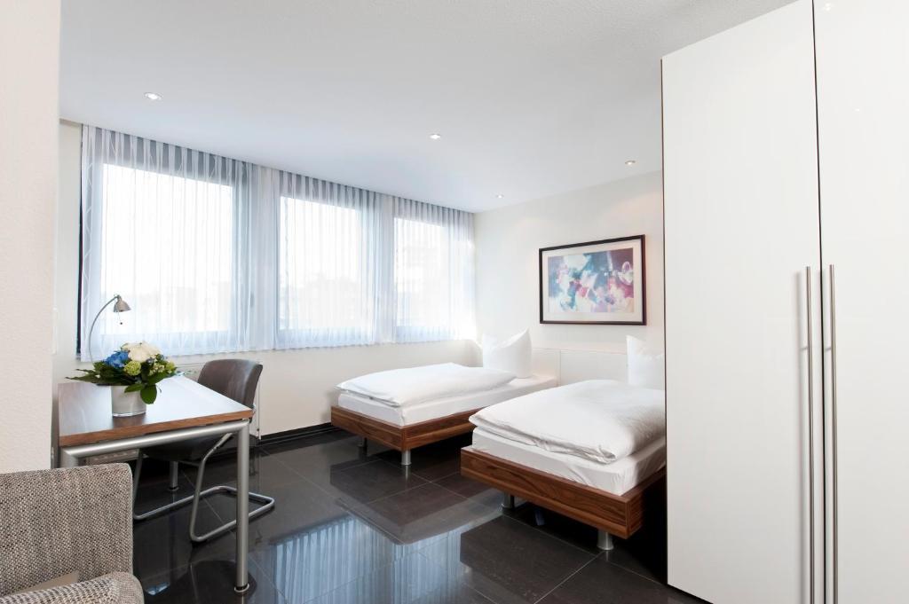 Appartements Am Kleeblatt Wuppertal Ruang foto